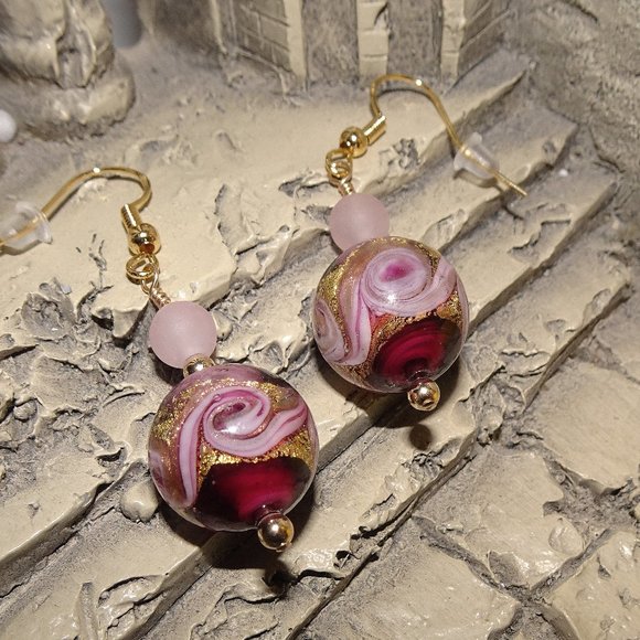 Handmade Aventurina red and pink Murano earrings in classic style - Picture 3 of 5